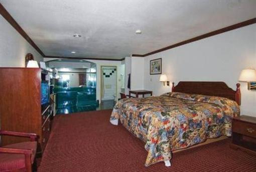 фото отеля Premier Inn & Suites