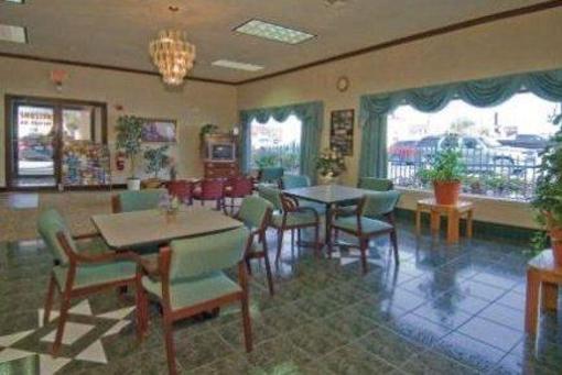фото отеля Premier Inn & Suites