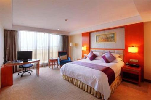 фото отеля Ruili Hotel