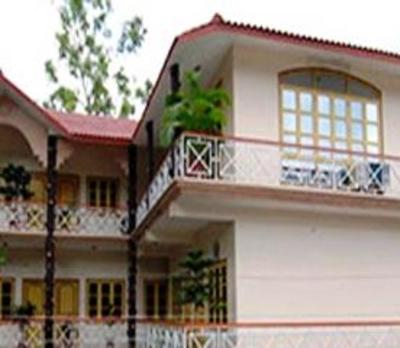 фото отеля Gayatri Resort