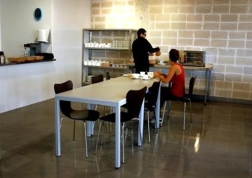фото отеля Alberg Juvenil Sa Vinyeta Hostel Menorca