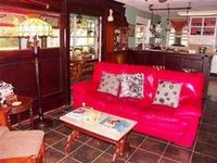 Nostalgic 1950 Beach Cottage Bed & Breakfast