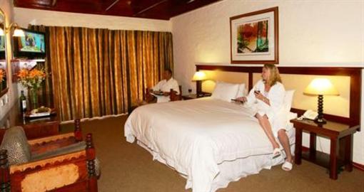 фото отеля Bushmans Nek Berg & Trout Resort