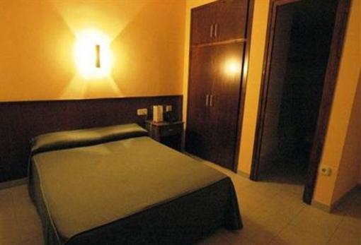 фото отеля Hostal Les Collades