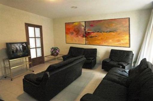 фото отеля Hostal Les Collades
