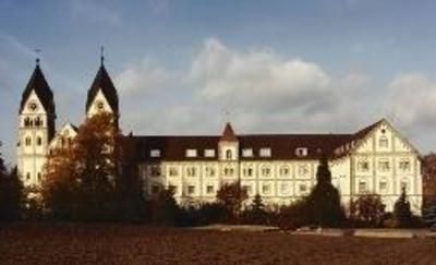 фото отеля St. Bonifatiuskloster - Geistliches Zentrum