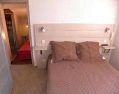 фото отеля Hotel Transaquitain