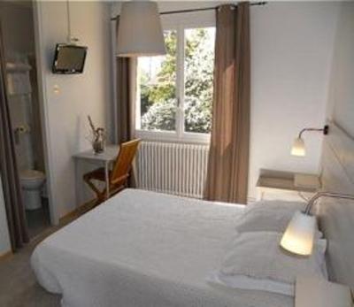 фото отеля Hotel Transaquitain