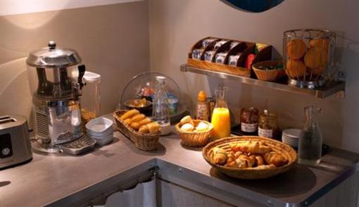 фото отеля Hotel Transaquitain