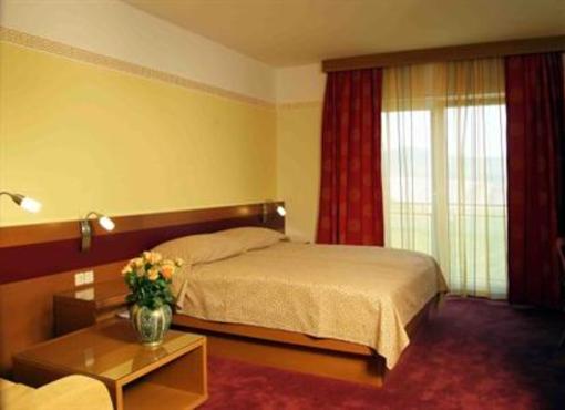 фото отеля Vila Emei Hotel