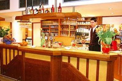 фото отеля Hotel Restaurant Faakerseehof