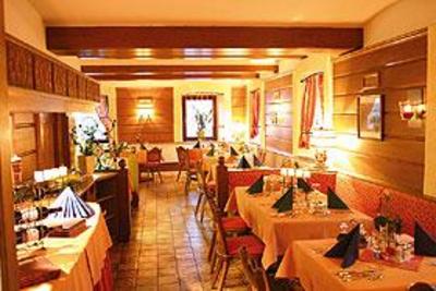 фото отеля Hotel Restaurant Faakerseehof
