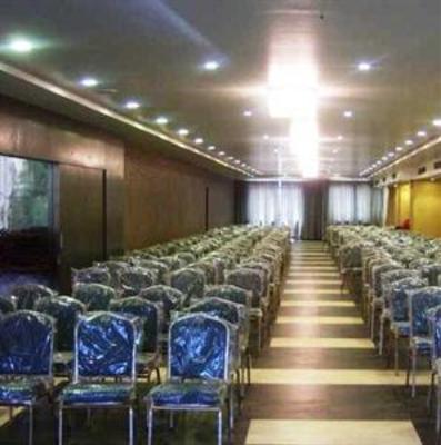 фото отеля Hotel Maan Residency
