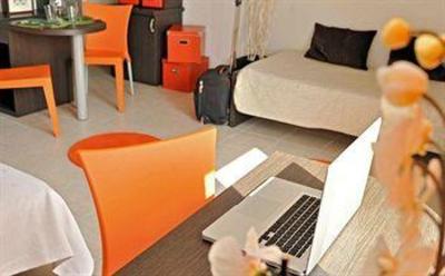 фото отеля Park and Suites - Thonon-les-Bains