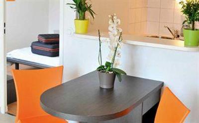 фото отеля Park and Suites - Thonon-les-Bains