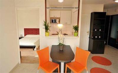 фото отеля Park and Suites - Thonon-les-Bains
