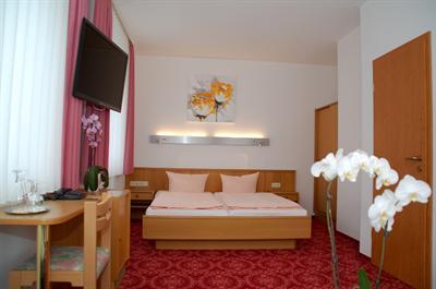 фото отеля Hotel Goldner Anker Bad Elster