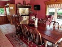 Plas Y Dderwen Bed and Breakfast