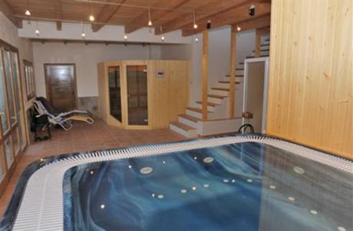 фото отеля Camping & Bungalowpark Isabena