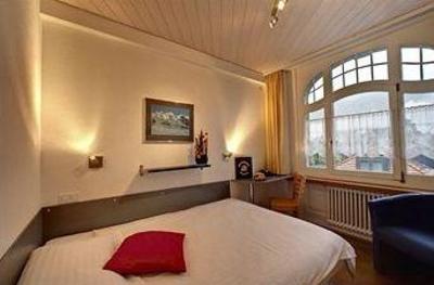 фото отеля Hotel Splendid Interlaken