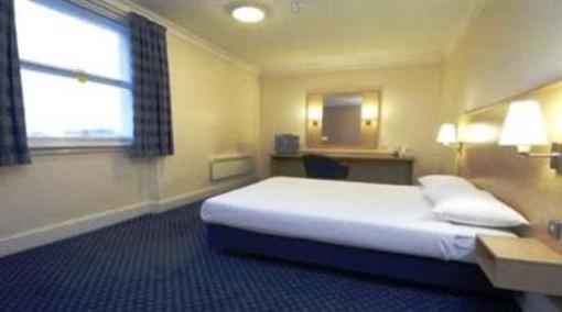 фото отеля Travelodge Regent Hotel Leamington Spa