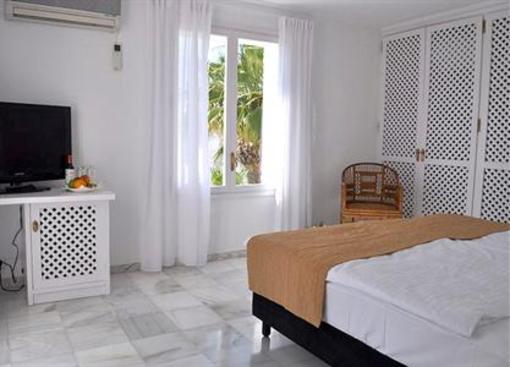 фото отеля Hotel Village Ibiza