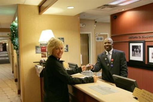 фото отеля Hampton Inn Cheyenne