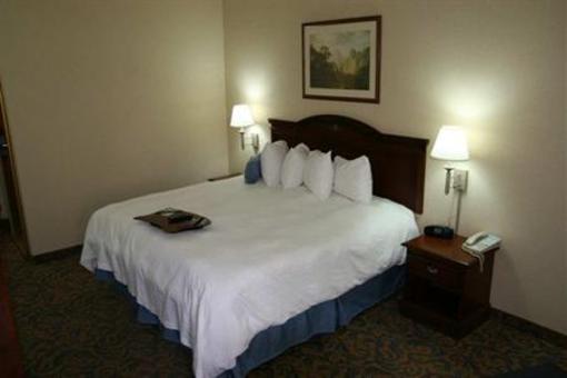 фото отеля Hampton Inn Cheyenne
