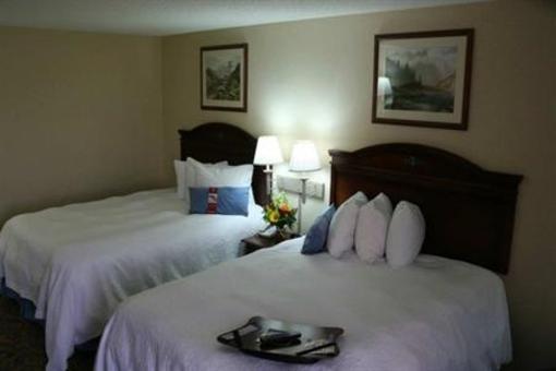 фото отеля Hampton Inn Cheyenne