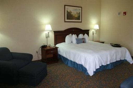 фото отеля Hampton Inn Cheyenne