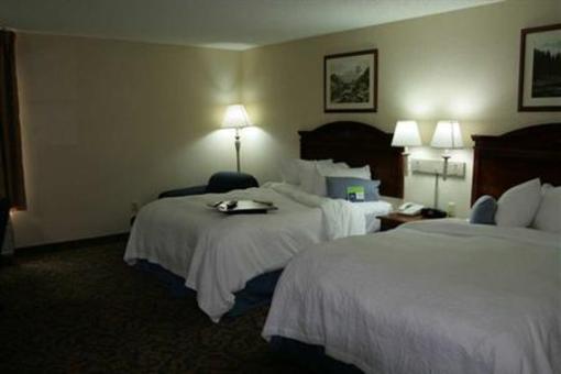фото отеля Hampton Inn Cheyenne