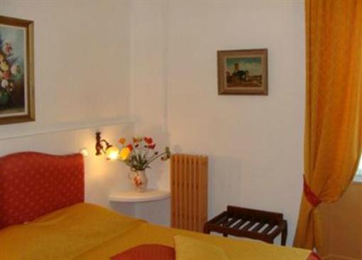 фото отеля Hotel La Bellaudiere