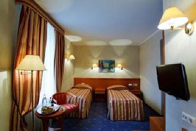 фото отеля Heliopark Old Estate Hotel Pskov
