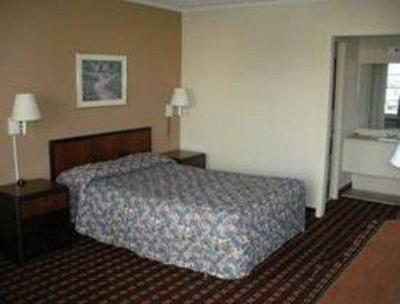фото отеля Knights Inn Fayetteville/Fort Bragg