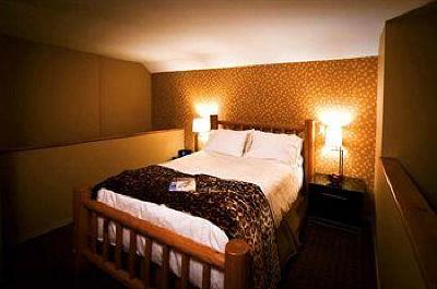 фото отеля Executive Inn At Whistler Village