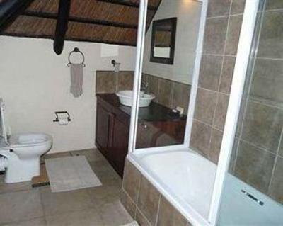 фото отеля Crawford's Beach Lodge