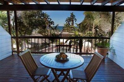 фото отеля Crawford's Beach Lodge