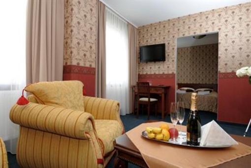 фото отеля Hotel Synet