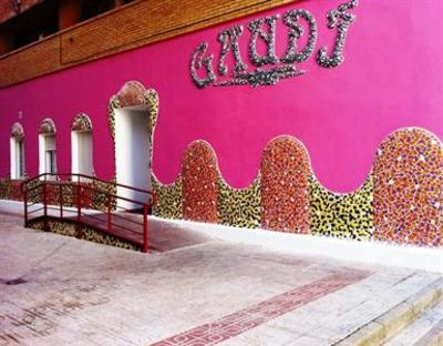 фото отеля Hostal Gaudi