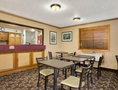 фото отеля Super 8 Dunbar/Charleston