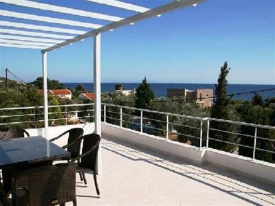 фото отеля Sellados Villas Plomari