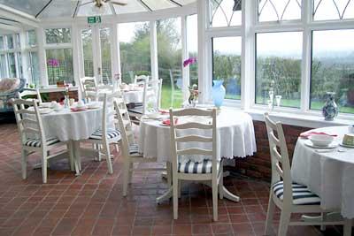 фото отеля Trumbles Gatwick B&B
