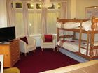 фото отеля Trumbles Gatwick B&B