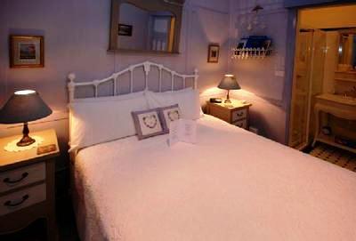 фото отеля The Chalet Guesthouse Medlow Bath