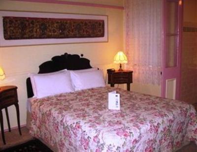фото отеля The Chalet Guesthouse Medlow Bath