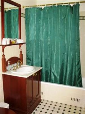 фото отеля The Chalet Guesthouse Medlow Bath