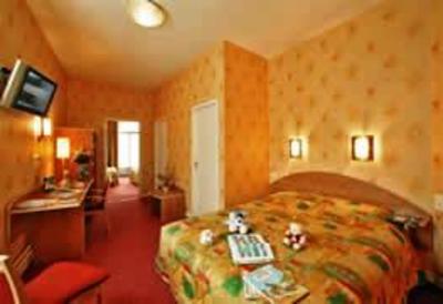 фото отеля Logis Fontarabie