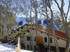 фото отеля Trackers Mountain Lodge