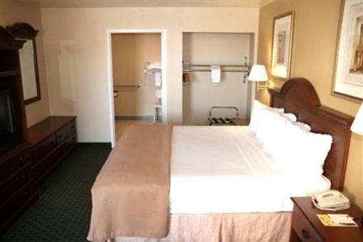 фото отеля BEST WESTERN Fernley Inn