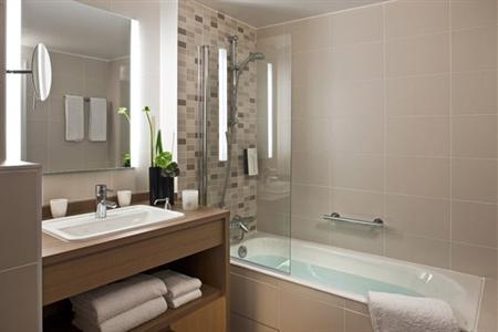 фото отеля Hotel Golden Tulip Lyon